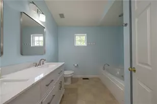 1909 Colonial Dr, Pittsburgh, PA 15143 - Photo 24