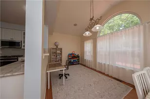 1909 Colonial Dr, Pittsburgh, PA 15143 - Photo 16