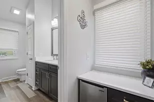 130 W Field Club Dr, Robinson Twp, PA 15136 - Photo 26
