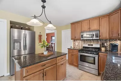 130 W Field Club Drive, Robinson Twp, PA 15136 - Photo 18