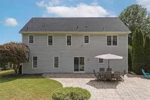 130 W Field Club Dr, Robinson Twp, PA 15136 - Photo 38