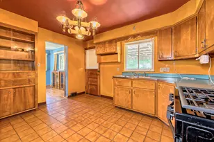 3201 Coulterville Rd, North Huntingdon, PA 15642 - Photo 10