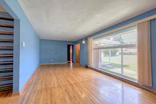 3201 Coulterville Rd, North Huntingdon, PA 15642 - Photo 4