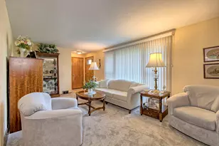 108 Sharp Rd, White Oak, PA 15131 - Photo 4