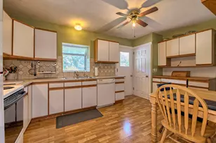 608 Wyandotte St, Irwin, PA 15642 - Photo 6