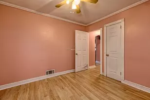 608 Wyandotte St, Irwin, PA 15642 - Photo 12