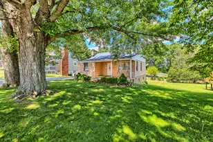 608 Wyandotte St, Irwin, PA 15642 - Photo 1
