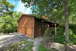 2304 S Ridge Dr, Hidden Valley, PA 15502 - Photo 4