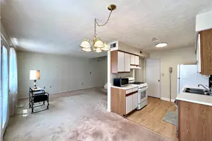 206 Carla Dr, Pittsburgh, PA 15238 - Photo 8