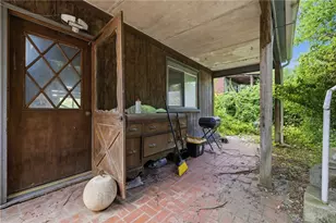 31 Conestoga St, Pittsburgh, PA 15204 - Photo 4