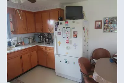 1654 N Center Ave, Somerset Township, PA 15501 - Photo 10