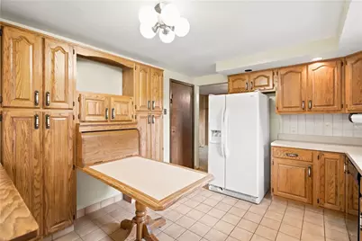 1852 Patricia Drive, South Park, PA 15129 - Photo 10