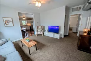 1938 Shamokin St, Pittsburgh, PA 15203 - Photo 4