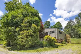 2404 Marble Ln, Pittsburgh, PA 15143 - Photo 1