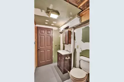 2404 Marble Ln, Pittsburgh, PA 15143 - Photo 22