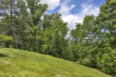 2404 Marble Ln, Pittsburgh, PA 15143 - Photo 2
