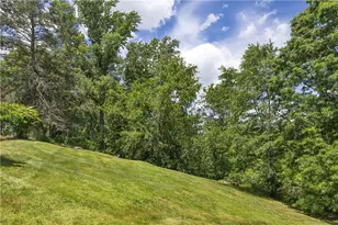 2404 Marble Ln, Pittsburgh, PA 15143 - Photo 2