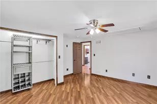 2404 Marble Ln, Pittsburgh, PA 15143 - Photo 14