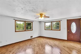 2404 Marble Ln, Pittsburgh, PA 15143 - Photo 6