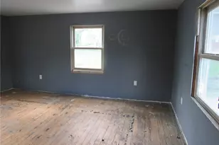 19 Gibson Ave, Washington, PA 15301 - Photo 12