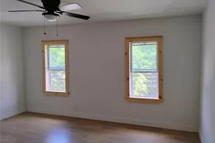 210 N 4th St, Jeannette, PA 15644 - Photo 20