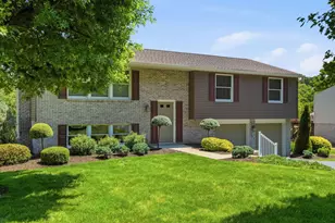 257 Lincoln Dr, Pittsburgh, PA 15241 - Photo 2