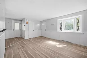 626 Perrilyn St, Pittsburgh, PA 15226 - Photo 6