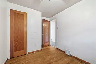 626 Perrilyn St, Pittsburgh, PA 15226 - Photo 20