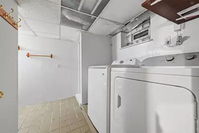626 Perrilyn St, Pittsburgh, PA 15226 - Photo 24