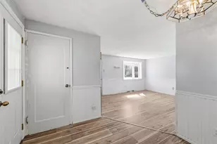 626 Perrilyn St, Pittsburgh, PA 15226 - Photo 8
