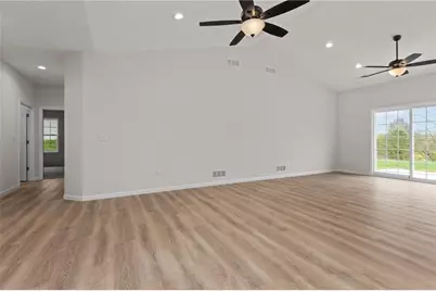334 Cherokee Drive, Chippewa Township, PA 15010 - Photo 6