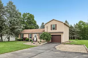 2920 Mercer Rd, Neshannock Township, PA 16105 - Photo 1