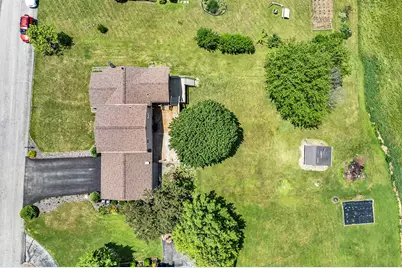 308 Stacey Drive, East Huntington, PA 15666 - Photo 4