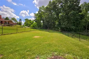 205 Coral Dr, Pittsburgh, PA 15241 - Photo 40