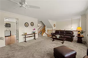 6305 Oyster Bay Ct, Bridgeville, PA 15017 - Photo 4