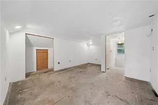 1351-1353 Mt Pleasant Rd, Hempfield Township, PA 15601 - Photo 26