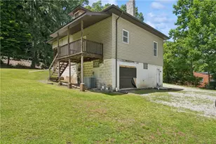 1351-1353 Mt Pleasant Rd, Hempfield Township, PA 15601 - Photo 6