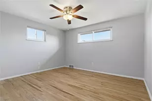 442 Audrey Dr, Pittsburgh, PA 15236 - Photo 14