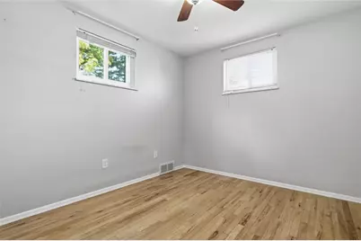 442 Audrey Dr, Pittsburgh, PA 15236 - Photo 16