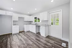 276 Lincoln St, Sharon, PA 16146 - Photo 12