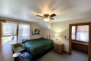 303 E Meyer Ave, New Castle, PA 16105 - Photo 34