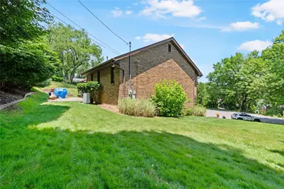 4874 Leona Dr, Pittsburgh, PA 15227 - Photo 32