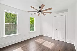 404 Valley Ave, Wall Boro, PA 15148 - Photo 16