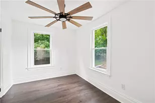 404 Valley Ave, Wall Boro, PA 15148 - Photo 18