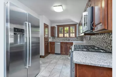 215 Brookside Blvd, Pittsburgh, PA 15241 - Photo 6