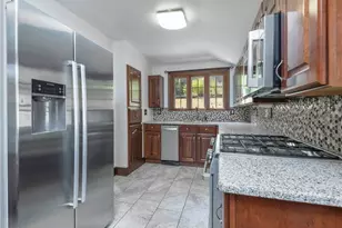 215 Brookside Blvd, Pittsburgh, PA 15241 - Photo 6