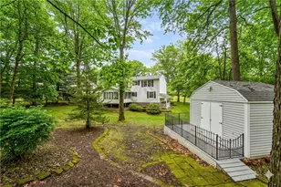 52 Greenview, Hempfield Township, PA 15644 - Photo 4