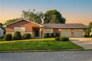 306 Pine St, Zelienople, PA 16063 - Photo 4