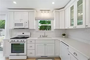 306 Pine St, Zelienople, PA 16063 - Photo 14