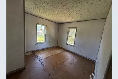 818 S Oakland Ave, Sharon, PA 16146 - Photo 14